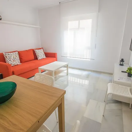 Апартаменты Qh Centro Rejas
