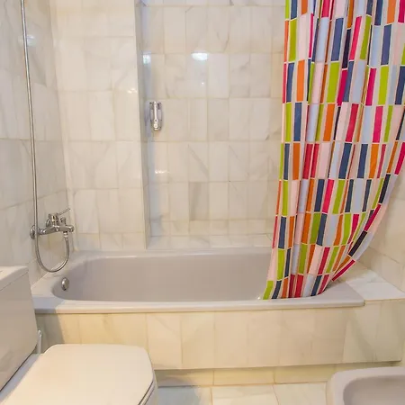 Qh Centro Rejas Apartment
