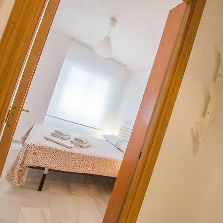 Qh Centro Rejas Апартаменты *