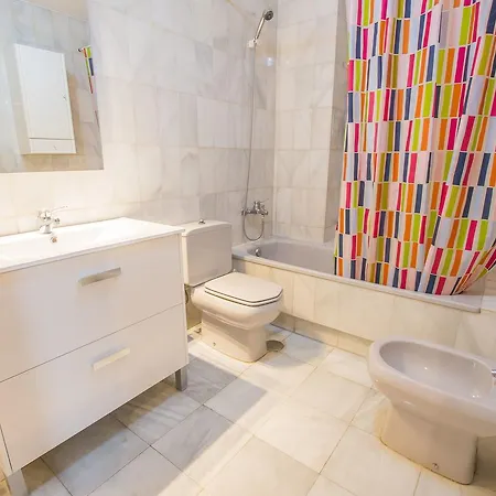 Qh Centro Rejas Apartment *