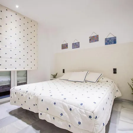 Qh Centro Rejas Апартаменты *